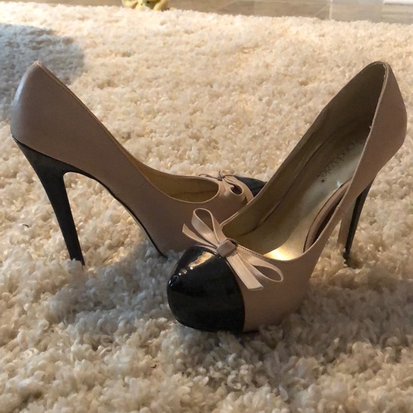 Shoe Dazzle Shoes - Shoes